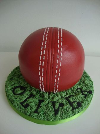 Cricket bat and ball made from RKT covered in ganache then fondant. Cake is  vanilla filled with alterna… | Cricket cake, Cricket theme cake, Cricket  birthday cake